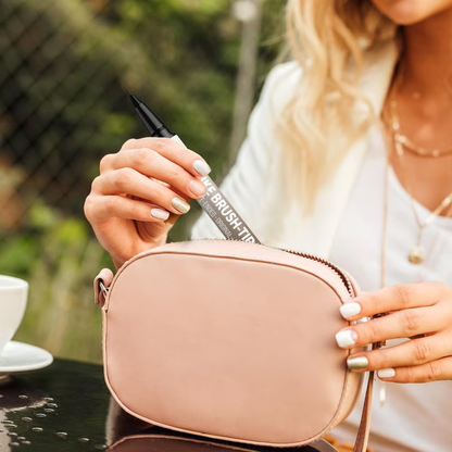 ✨ 4D Brow Pen – For Natural, All-Day Eyebrow & Eyeliner Perfection! 💁‍♀